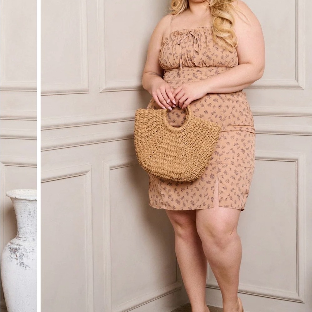 Plus size Sleeveless Mini Dress
